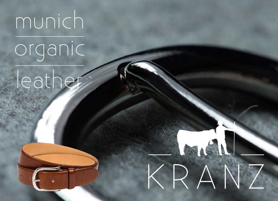 Fotoausschnitt der Gürtelschnalle und rechts unten das weiße Logo von Kranz by Immagine Werbeagentur München
